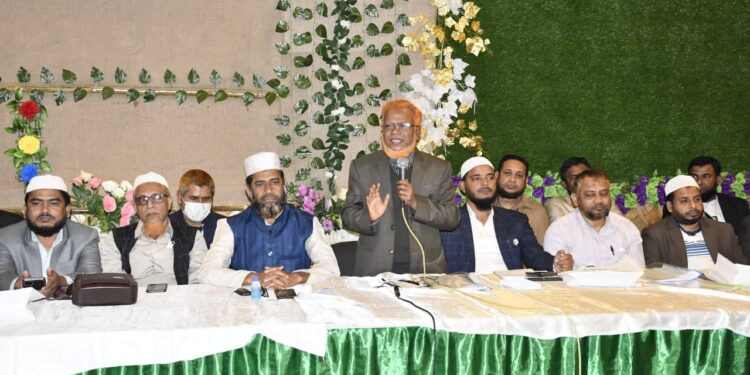 ঢাকা মহানগরী দক্ষিণের থানা আমীর ও সেক্রেটারিদের শিক্ষাশিবিরে আমীরে জামায়াত ডা. শফিকুর রহমান দেশের এই নাজুক পরিস্থিতিতে মুল দায়িত্বশীলদেরকে সর্বোচ্চ ঝুঁকি নিয়ে ভূমিকা পালন করতে হবে