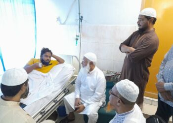 অসুস্থ দেলাওয়ার ভাইয়ের খোঁজ নিচ্ছেন আমীরে জামায়াত