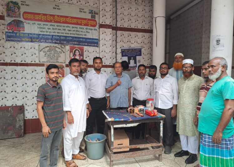 হিন্দুদের মন্দিরের নিরাপত্তায় নিয়োজিত জামায়াতে ইসলামী ঢাকা মহানগরী দক্ষিণ