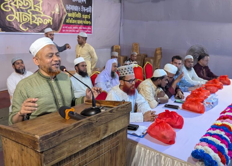মতিঝিল দক্ষিণ থানার উদ্যোগে ব্যবসায়ীদের সম্মানে ইফতার মাহফিল